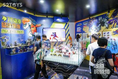 52TOYS三里屯收藏玩具館盛大啟幕 多IP沉浸式展廳，開啟動漫衍生新紀元